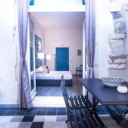 Bed & Breakfast Palazzo Gilistro 4*